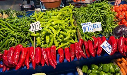 Biga’da çarşamba pazarı ateş pahası