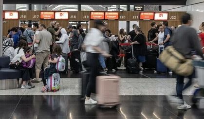 Türkler 362 milyon dolarlık hediyeyle döndü