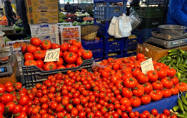 Bigalılar şaşkın: Pazarın en pahalı haftası!