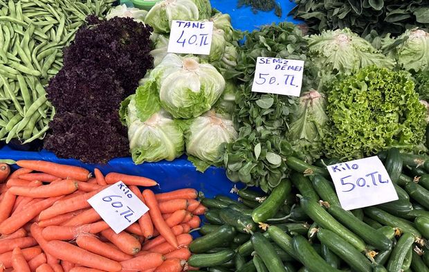Biga Çarşamba Pazarı’nda Temmuz Ateşi