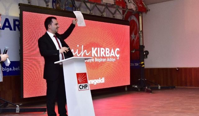 Karabiga’da Semih Kırbaç coşkusu salona sığmadı