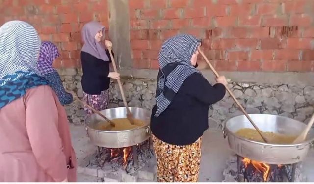 Bigalı köy kadınları iftar için kolları sıvadı