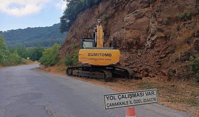 Çanakkale’de Akkayrak-Kırkgeçit Yolu İçin Yoğun Çalışma