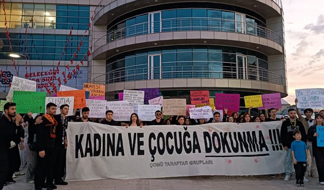 Çanakkale Biga'da kadın cinayetleri protesto edildi