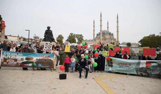 Kadın ve çocuklar İsrail'in Filistin'e yönelik saldırılarını protesto etti