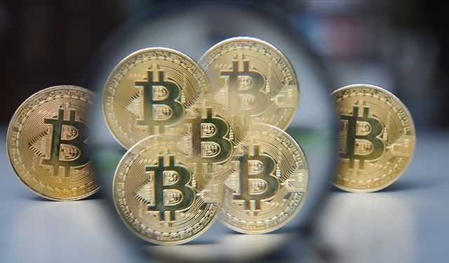 Bitcoin’den tarihi rekor: 81 bin doları aştı