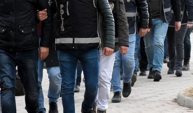 Vergi kaçakçılığı operasyonunda 12 şüpheli yakalandı
