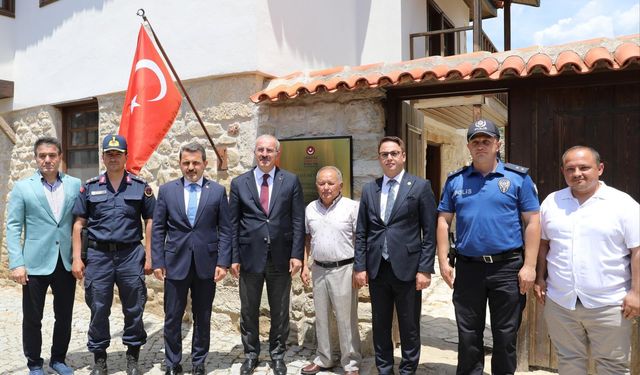 Çanakkale Valisi Toraman'dan Atatürk Evi ve Müzesi'ne ziyaret