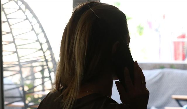 Ev hanımlarını dolandıran şebeke, mağdurları sahte belgeyle tehdit etmiş