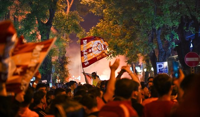 Sarı-Kırmızılılar, Barcelona, Porto ve PSV ile yarışıyor