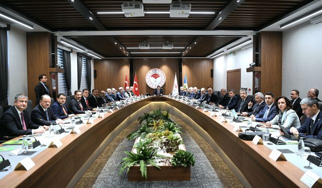 Çanakkale Valisi Toraman, Ankara’da yangınla mücadele toplantısına katıldı