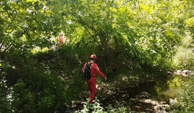 5 gündür kayıp olarak aranan çocuk saklandığı evde bulundu