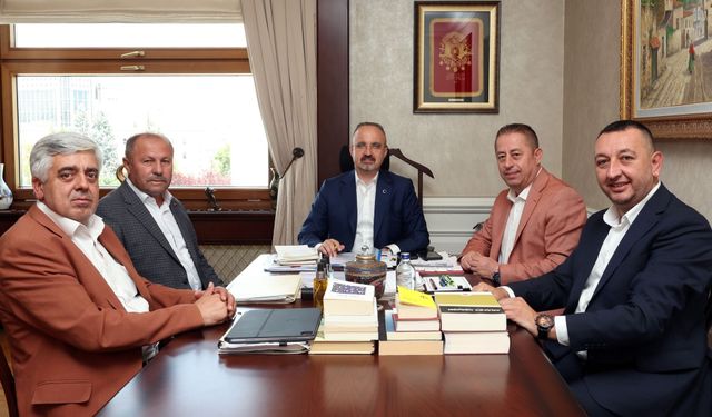 Ceza Puanı, Işık Süresi, Araç Yaşı... Çanakkale Esnafının Talepleri Masada