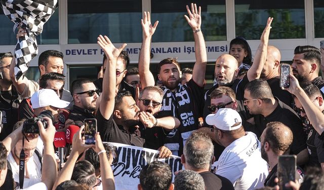 Milli yıldız Orkun Kökçü, Beşiktaş için İstanbul'da
