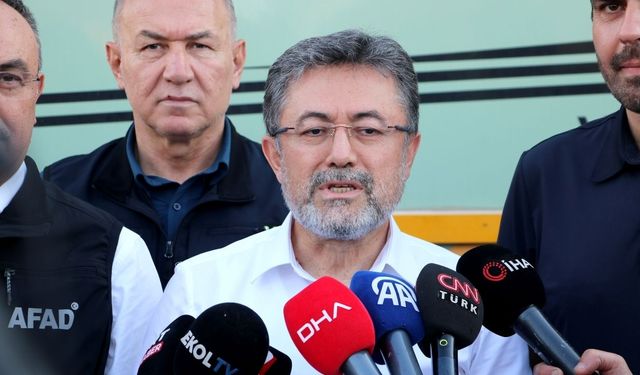 Tarım ve Orman Bakanı Yumaklı Tekirdağ'da yangın bölgesinde açıklama yaptı