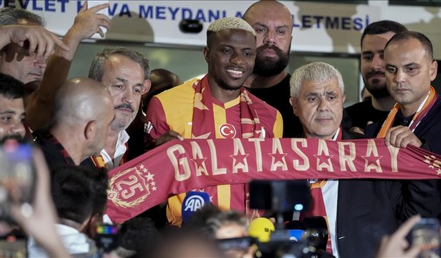 Victor Osimhen, Galatasaray için İstanbul'da