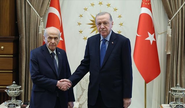Cumhurbaşkanı Erdoğan, MHP Genel Başkanı Bahçeli'yi kabul etti