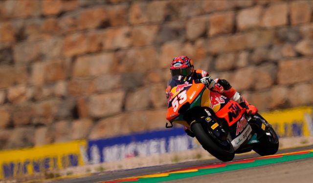 Deniz Öncü, Dünya Moto2 Şampiyonası'nın Almanya yarışını kazandı