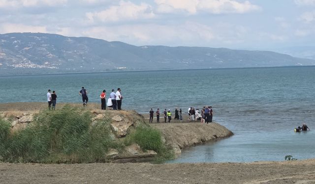 Gölde kaybolan çocuktan acı haber (Video)