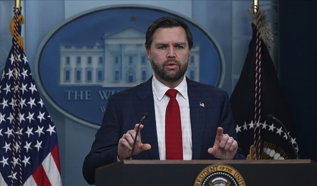 Vance'tan Trump'ın sağlığının bozulması halinde "başkanlığa hazırım" mesajı