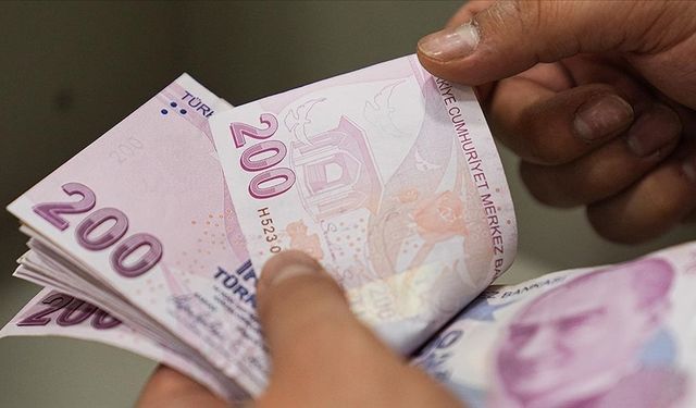 Hesaplarına yatırılmaya başlandı