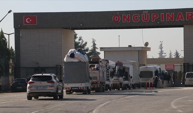 Suriye'ye pasaportla geçiş işlemleri başladı
