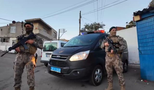 900 polisin katılımıyla asayiş uygulaması