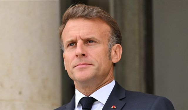 Fransa'da Macron'un yeni başbakan ataması bekleniyor
