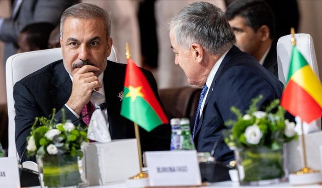Bakan Fidan, mevkidaşlarıyla Doha'da bir araya geldi