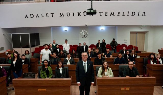 Başkan Şen, Geleceğin Ziraat Mühendisleriyle Buluştu: "Topraktan Kopmayacağız"