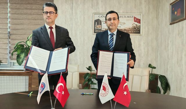 Çanakkale Denizlerine Bilimsel Nefes: ÇOMÜ ve İl Tarım’dan 'Dalış' Protokolü!