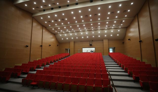 ÇOMÜ'ye Sanat Merkezi: Yeni Fakülte Binası Açılıyor