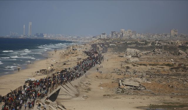 Filistinliler evlerine dönmeye devam ediyor