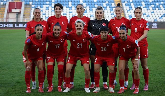 A Milli Kadın Futbol Takımı, Kosova'yı farklı yendi