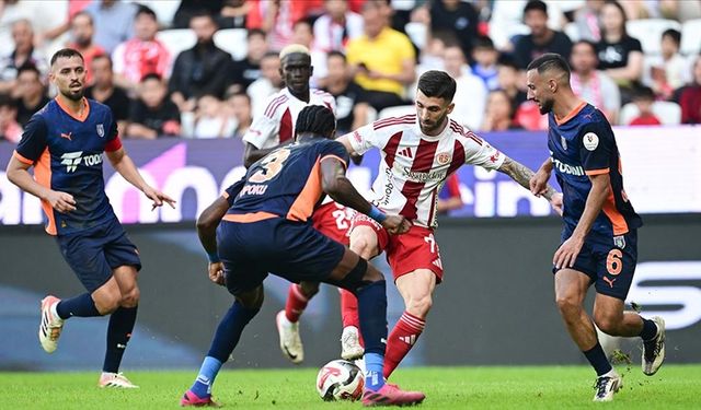 Başakşehir, deplasmanda 4-0 yendi