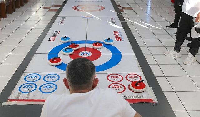 "Floor curling" cezaevinde hükümlülere de öğretiliyor