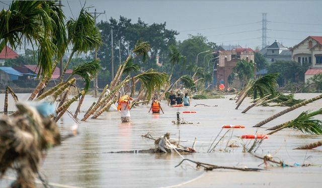 Sel ve heyelanlar nedeniyle 10 kişi öldü