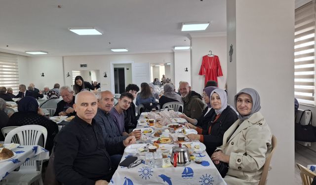 Biga'da çerkesler bir araya geldi