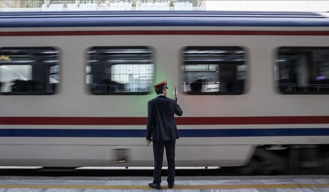 24 milyon dijital tren biletiyle 3 bin ağaç kurtuldu