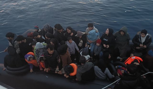 Çanakkale'de 42 düzensiz göçmen yakalandı