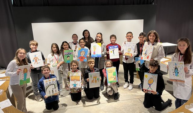 Troya Müzesi bir günlüğüne çocuklar emanet edildi