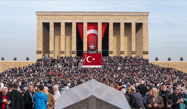 Anıtkabir 10 Kasım'da 1 milyon 219 bin 148 ziyaretçiyi ağırladı
