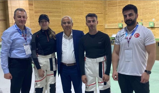 Damla Köse ile Mert Nalbant, dünya 3'üncüsü oldu