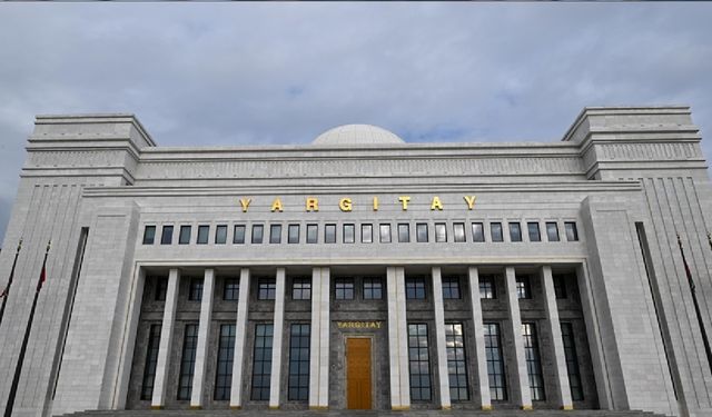 Eski sevgilisinin fotoğraflarını paylaşan sanığa hapis cezası