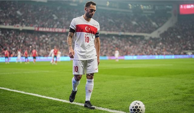 Hakan Çalhanoğlu, A Milli Takım aday kadrosundan çıkarıldı
