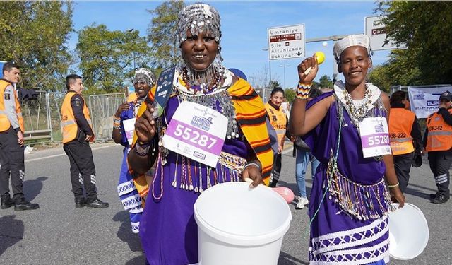 Tanzanyalı Masailer su farkındalığı için koştu