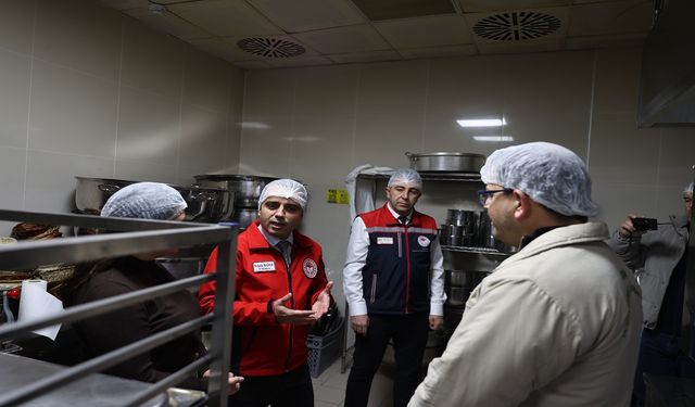 Yılbaşı öncesi gıda satışı yapan işletmeler denetlendi