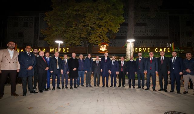 TBMM Başkanı Kurtulmuş, Duşanbe'de Türk iş insanlarıyla bir araya geldi