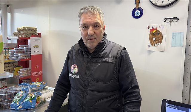 Hollanda'da Türk esnaf, marketine giren silahlı soyguncuyu şişeyle kovaladı