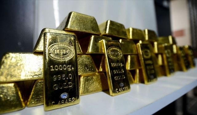 Altının onsu ilk kez 4 bin 400 doları geçti!